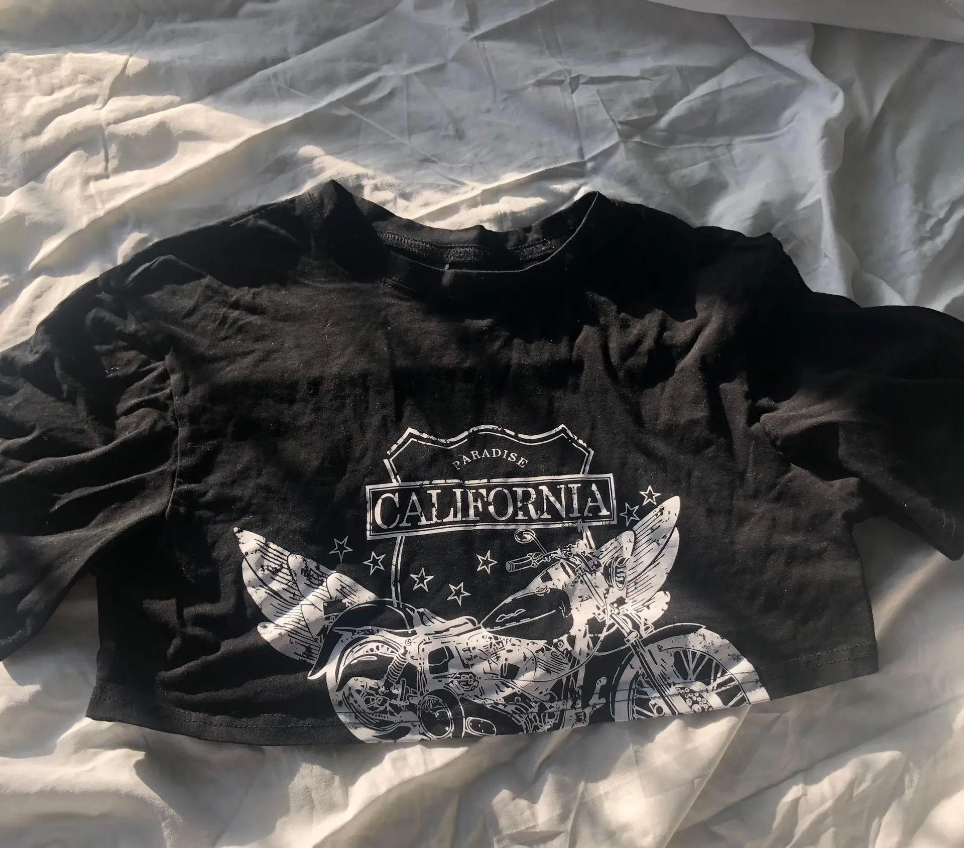 SheIn Graphic Tee - Image 5