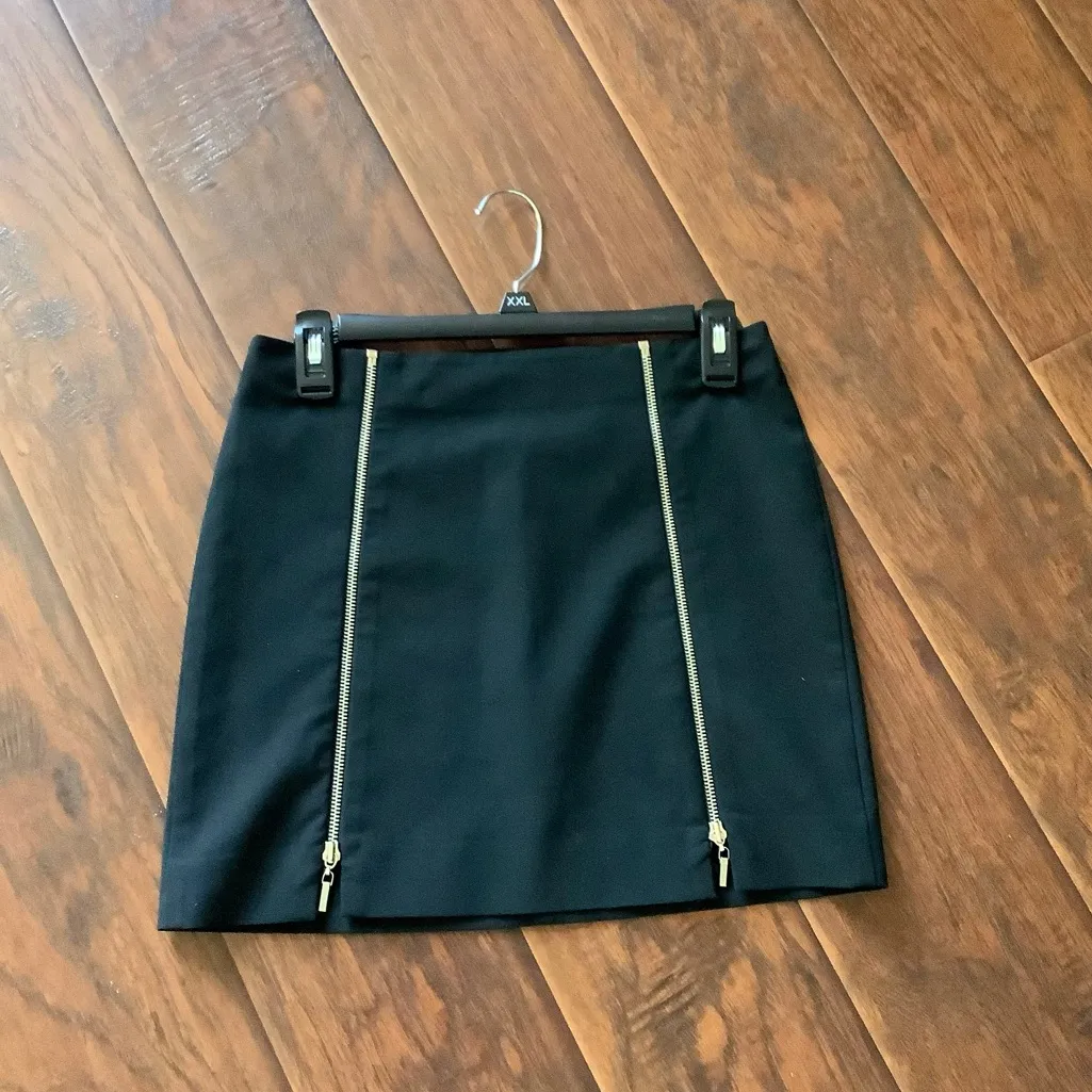 Modern dressy skirt 🌹 - Image 2