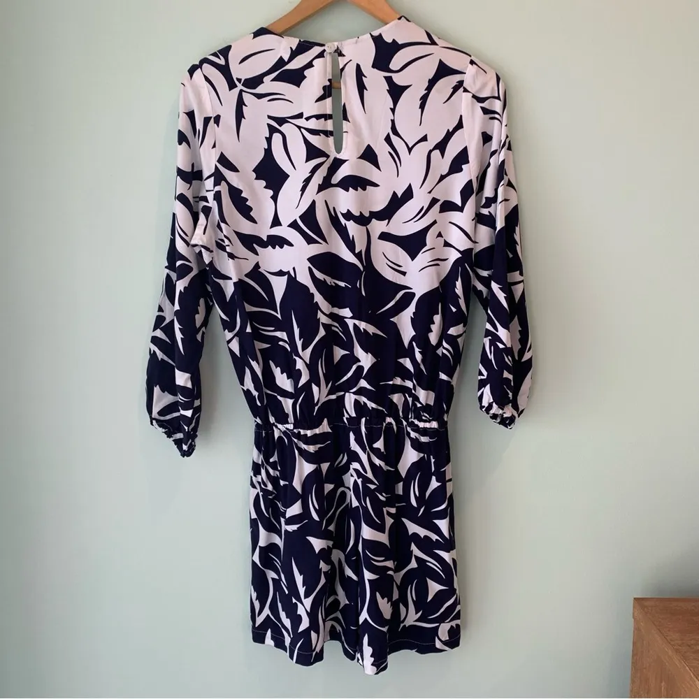 Tommy Bahama Graphic Jungle Print Romper Leaf Small S - Image 9