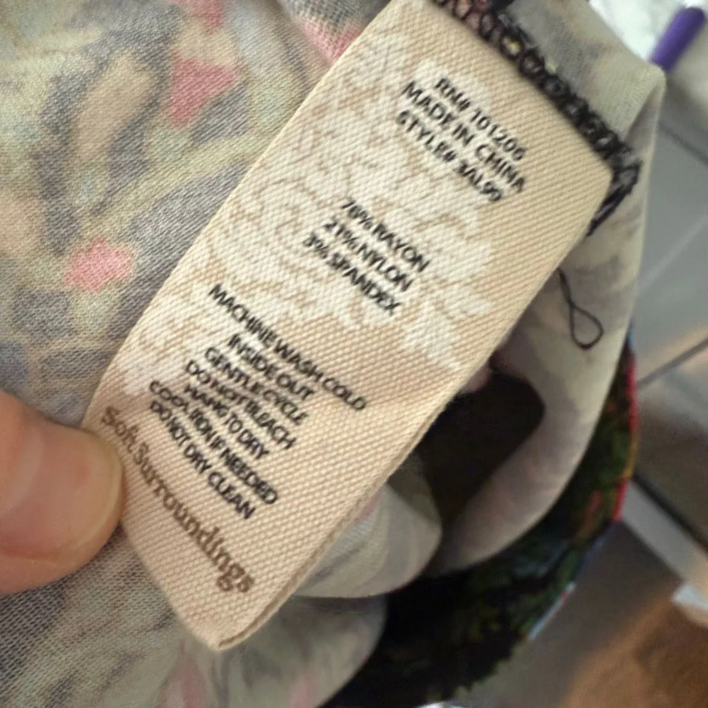 Soft Surroundings Women’s PXL Dark Floral Pull on Pants Stretchy - Image 5