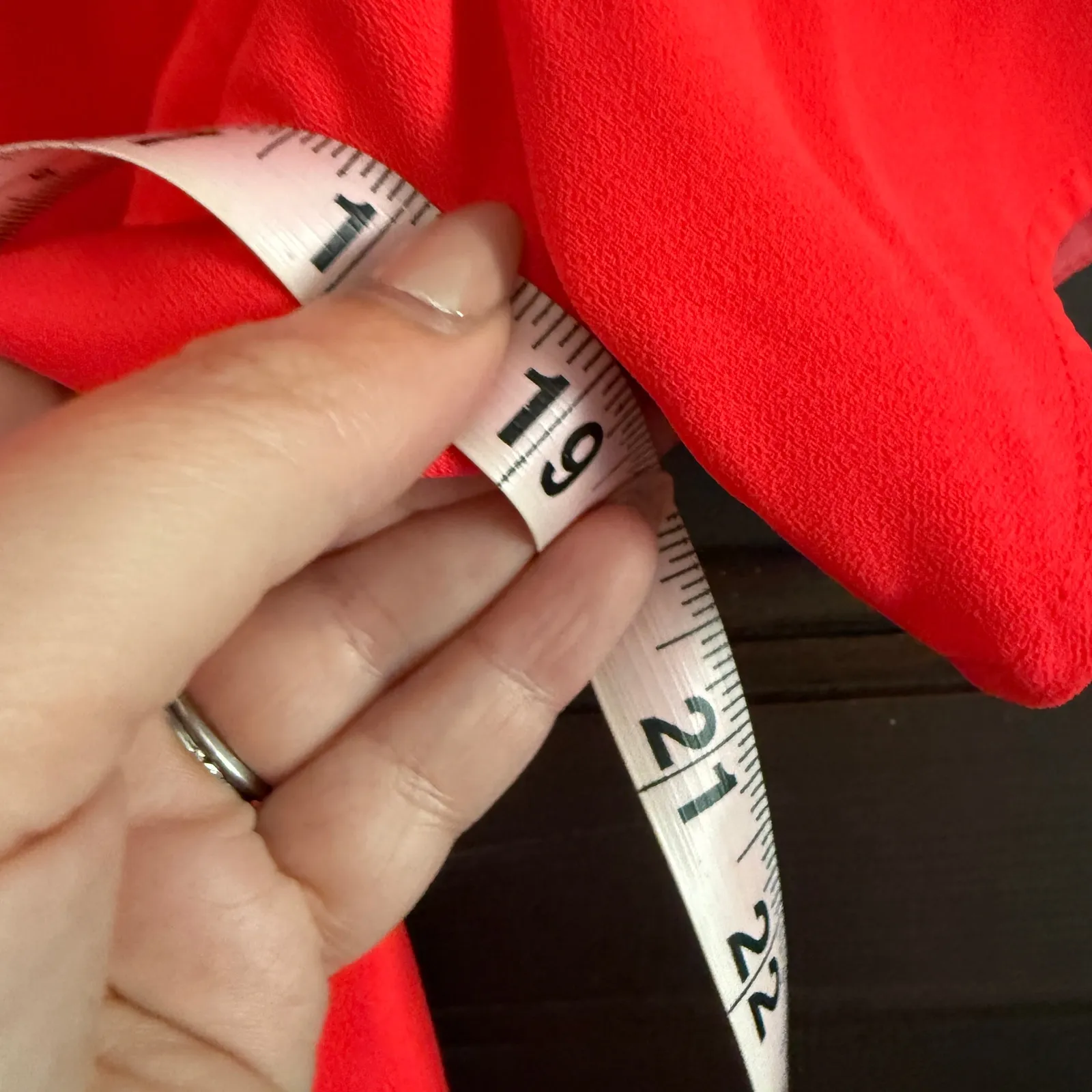 TRINA TURK | Hot Coral Split Neck Drop Hem Short Sleeve Top Neon | Size Small - Image 5