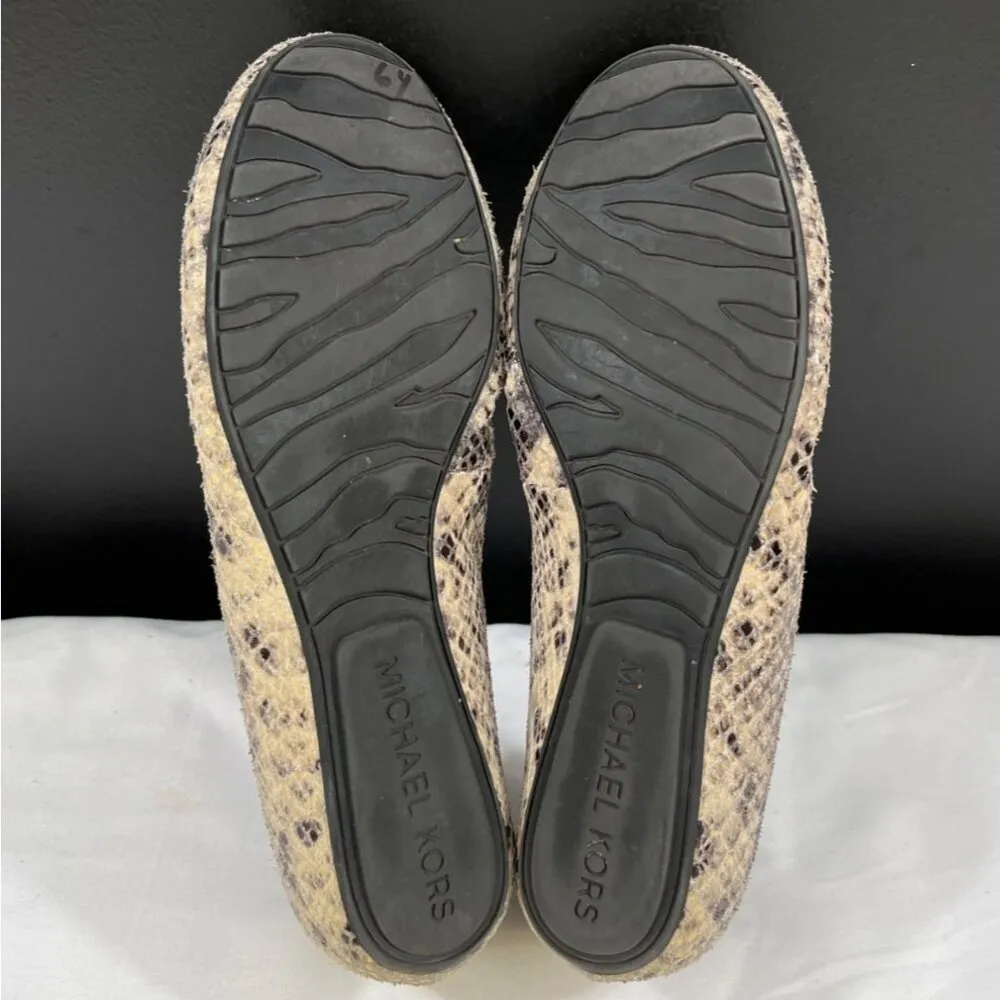 Michael Michael Kors Women's Beige Snake Print Shoes/Flats Sz 7.5M SKU 5509 - Image 3
