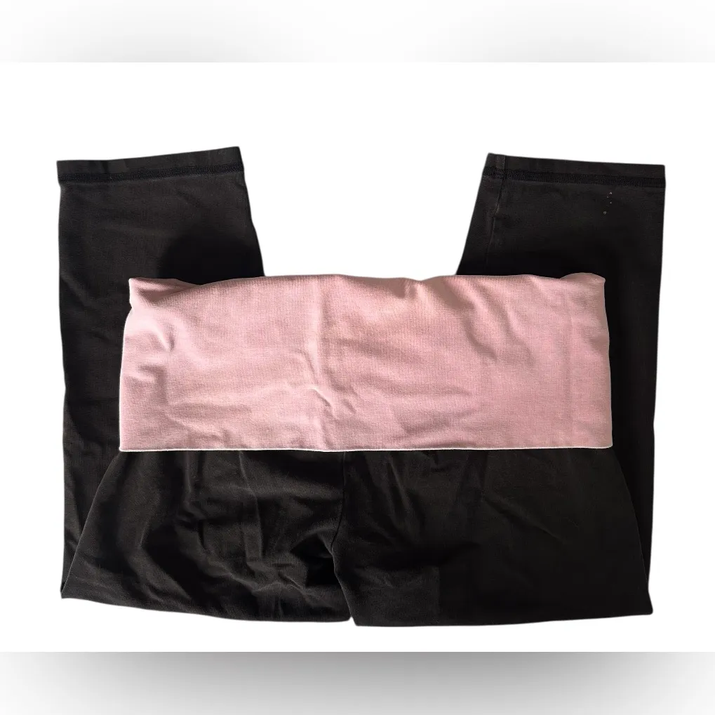 VS PINK Fold Over Cropped Leggings! - Image 4