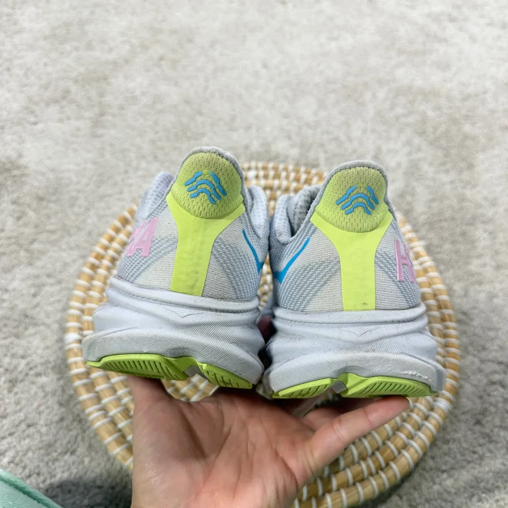 Hoka One One Women’s Clifton 9 Sneakers Shoes Running in Gull Sea Ice 7B Gray Size undefined - Image 9