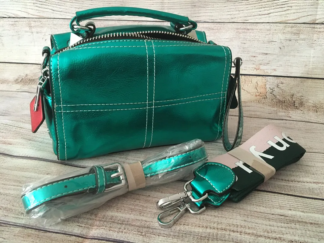 Metallic Green Shoulder Bag - Image 2