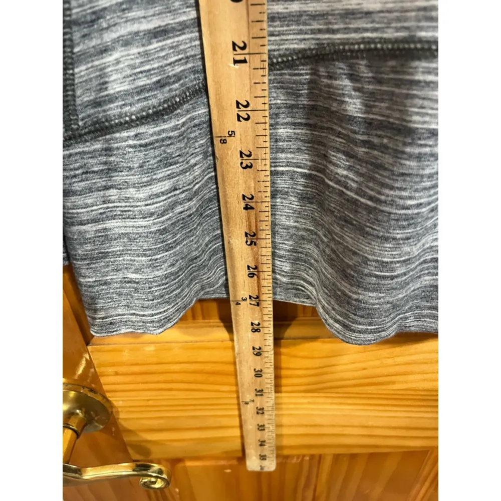 Talbots  Performance Gray Mockneck Full Zip Activewear Jacket Size Small - Image 5