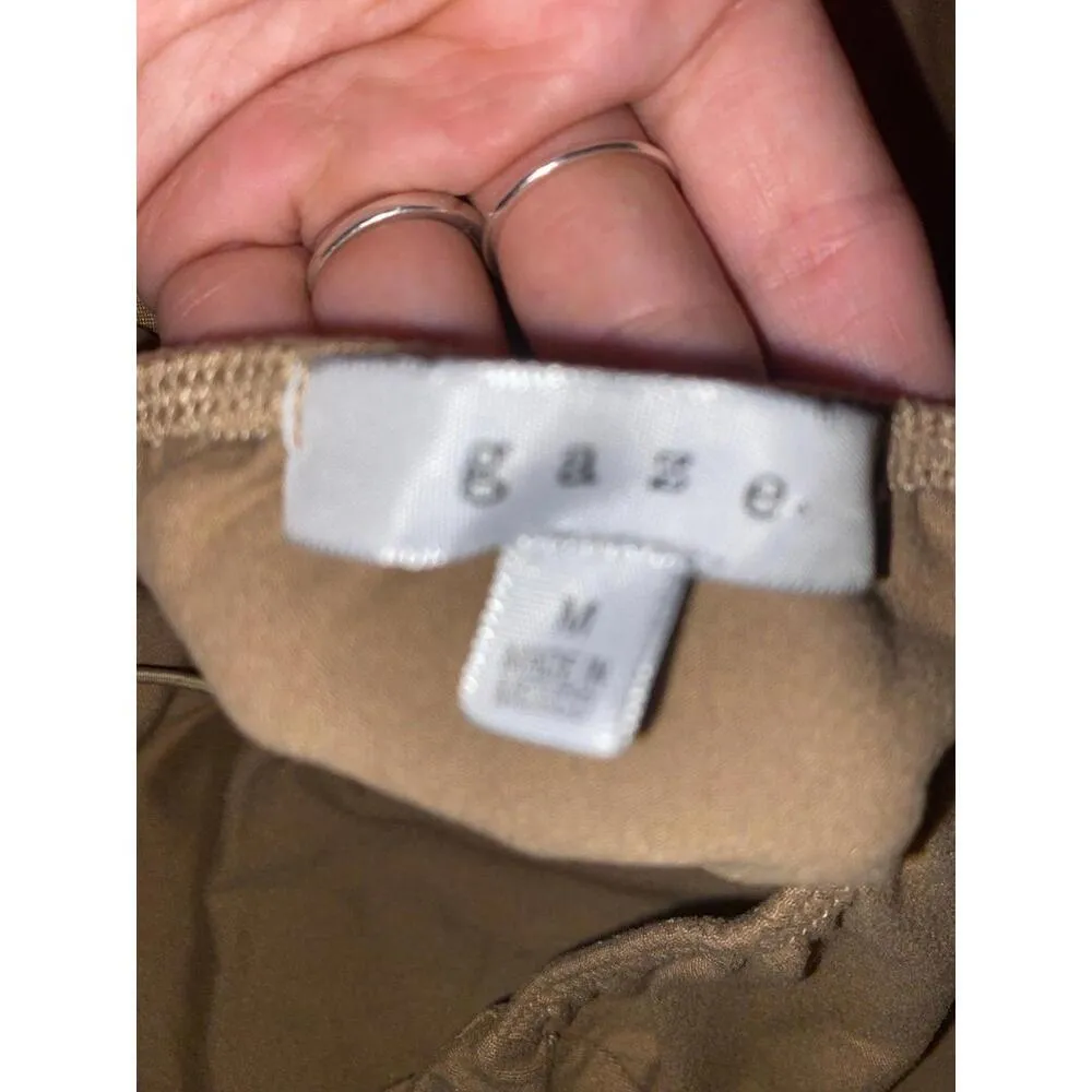 Gaze Crop Tank Top Size Medium - Image 5