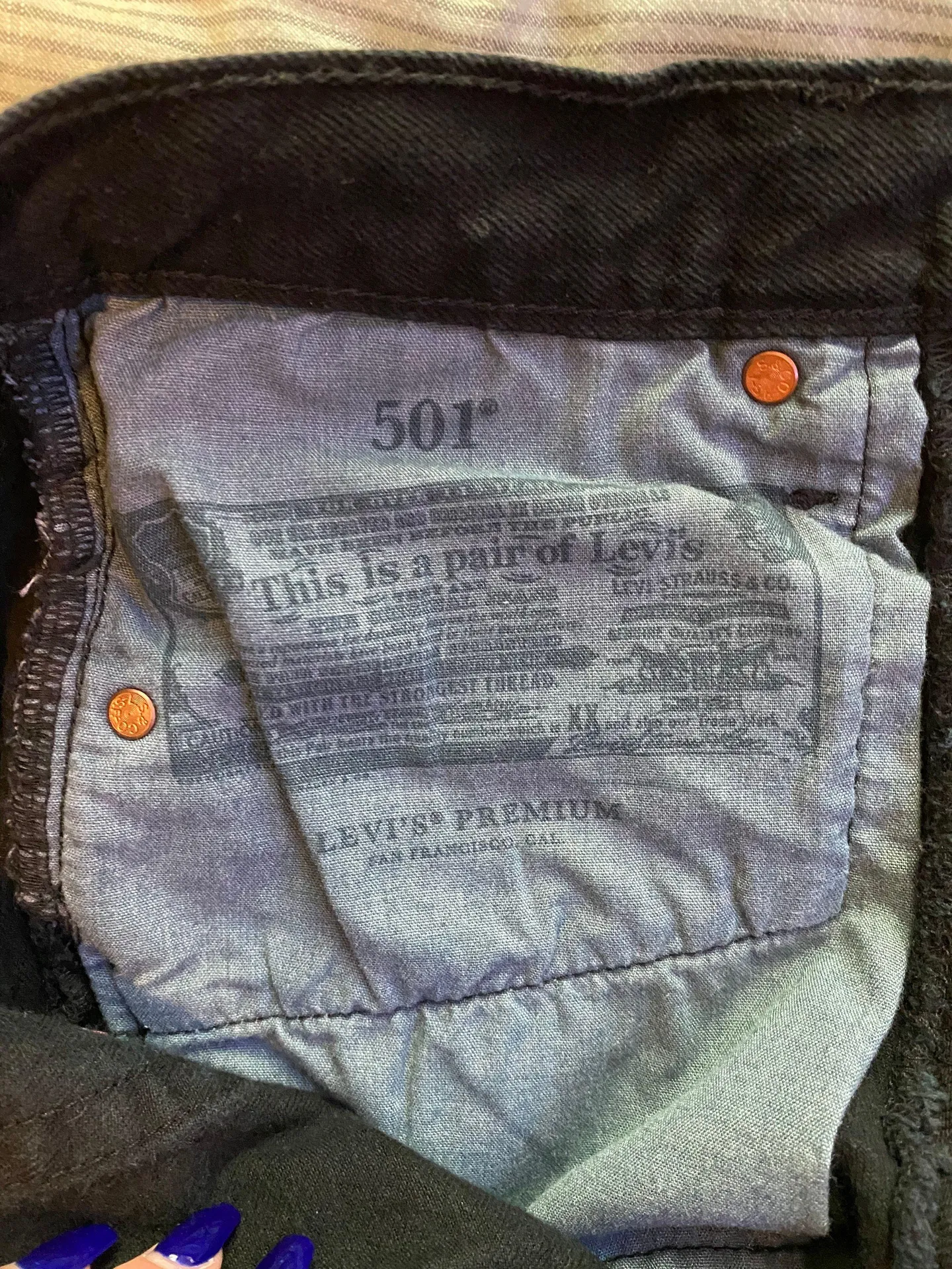 Levi’s Black Shorts - Image 4