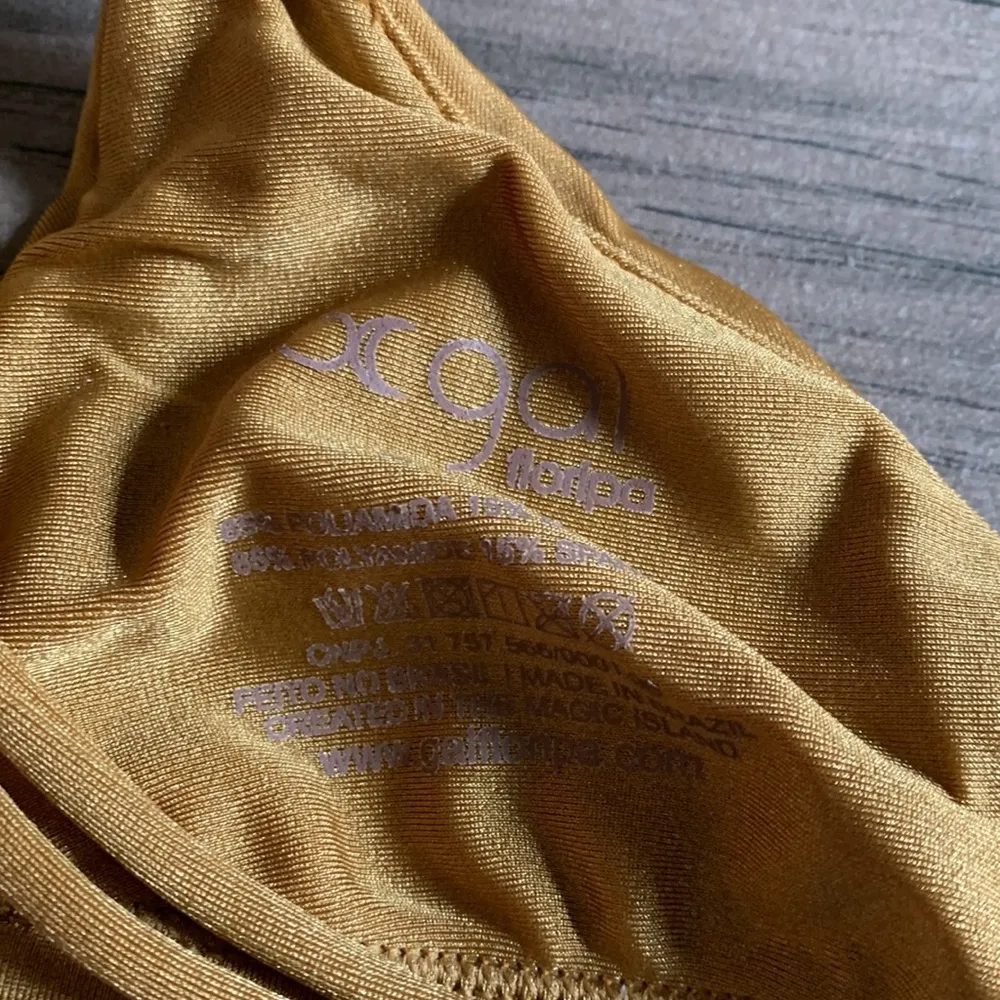 Golden bikini top - Image 4