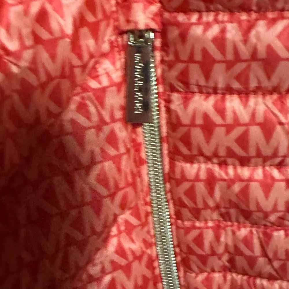 Michael Kors coral  Quilted Vest - Image 8