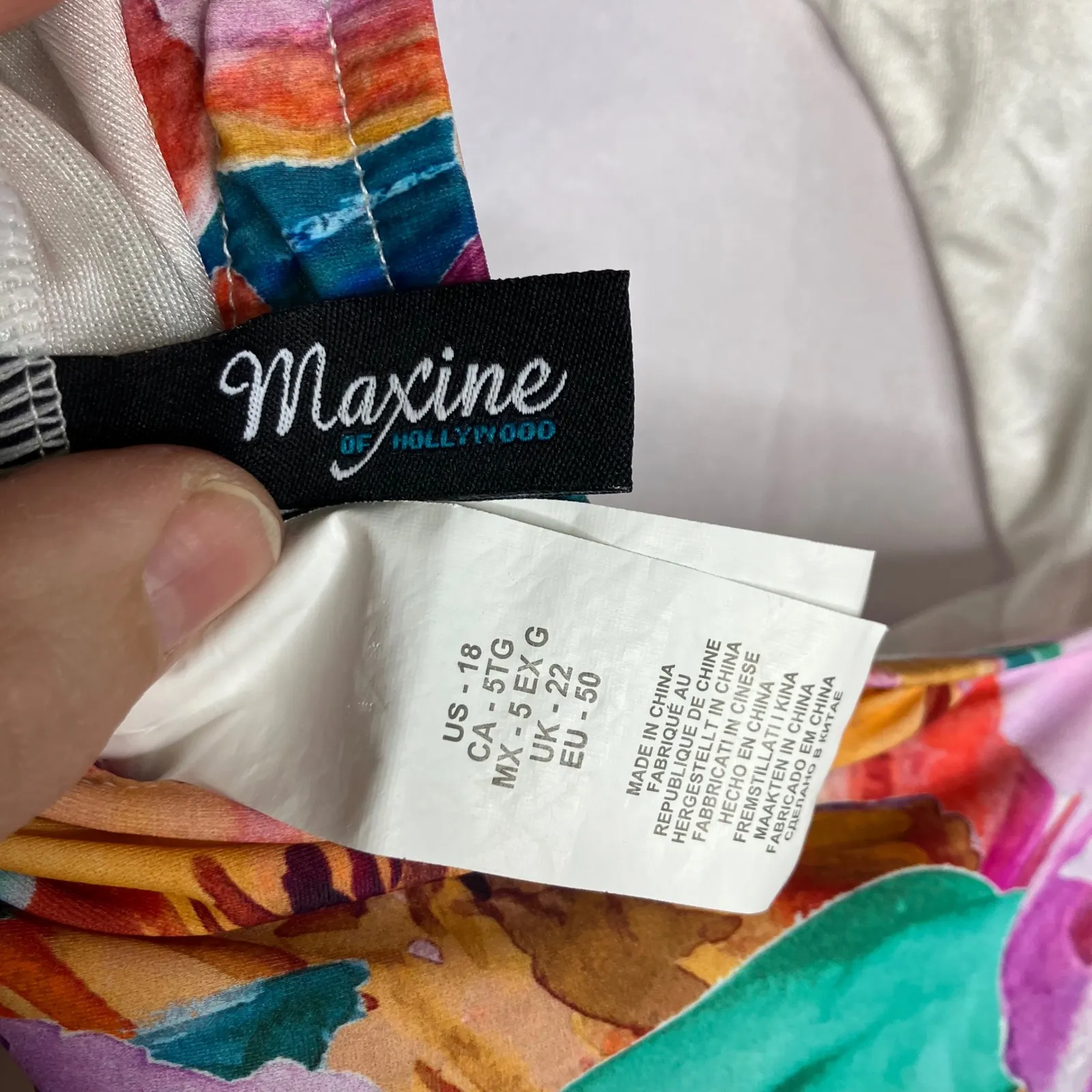 Maxine of Hollywood bright floral one piece swimsuit women's size 18 90s Y2K - Image 6