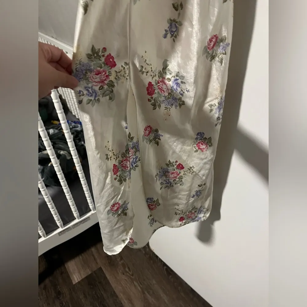 Vintage Floral Satin Slip Nightgown Lingerie Cottagecore pearl dangle midi dress Size XS - Image 10