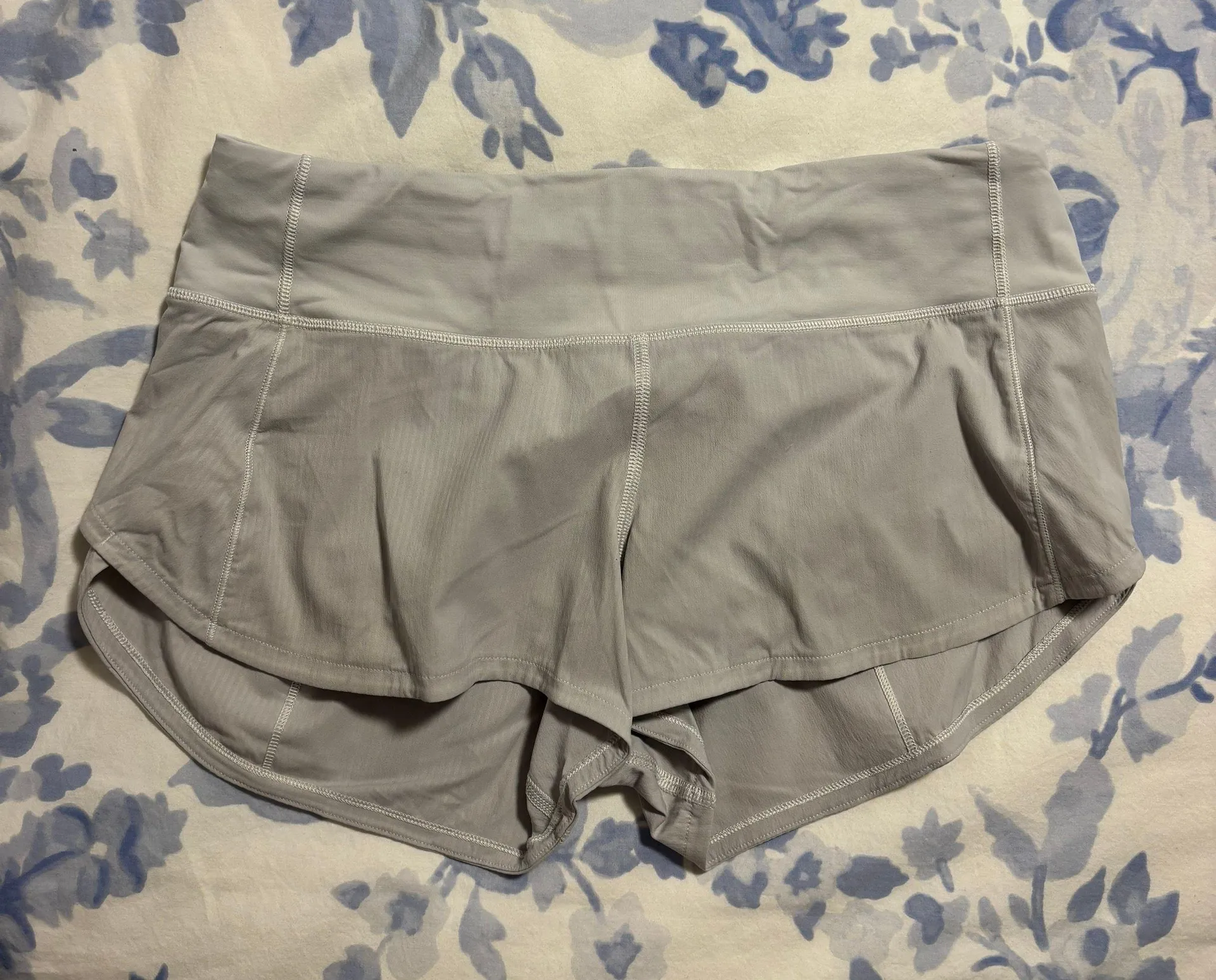Lululemon Speed Up Shorts 2.5” - Image 3