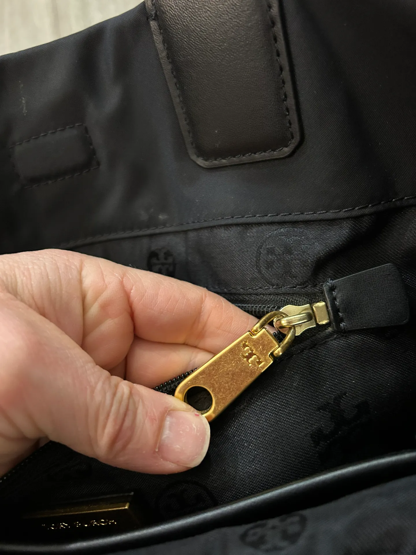 Small Tote - Image 7