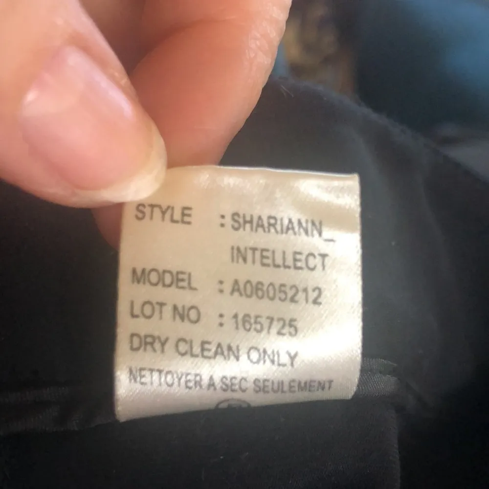 Theory Shariann Intellect Pleated Shorts Black Sz. 8 Dressy Pockets REVOLVE - Image 5