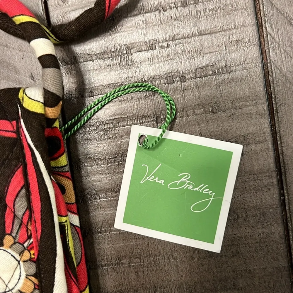 Vera Bradley NWT RETIRED Puccini Trifold Wallet Crossbody W/removable strap - Image 2