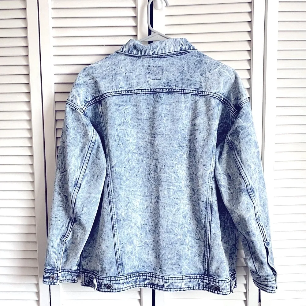 Denim Jean Jacket Oversized with Pockets Acid Wash - Image 3
