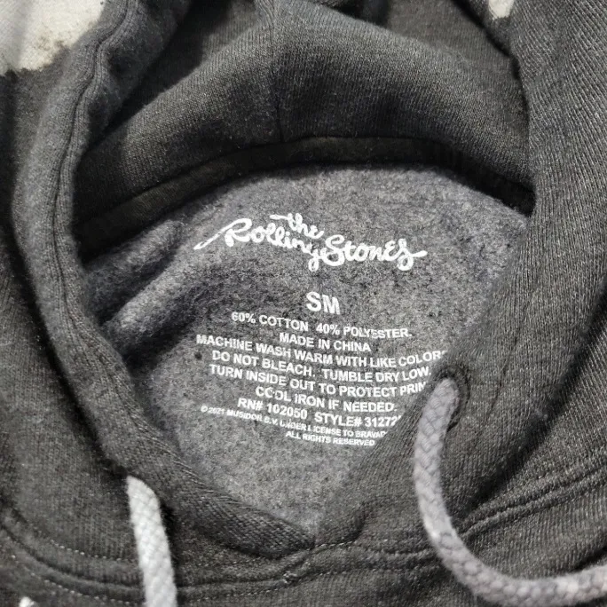 New Rolling Stones Sweatshirt Size Small The Rolling Stones Graphic Print Hoodie By Unisex - Image 6
