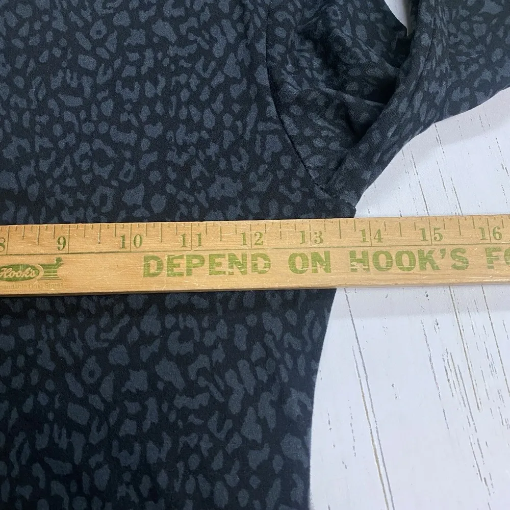 Yummy Sweater Co Junior Medium Black Gray Leopard Print Long Sleeve Body Suit - Image 6