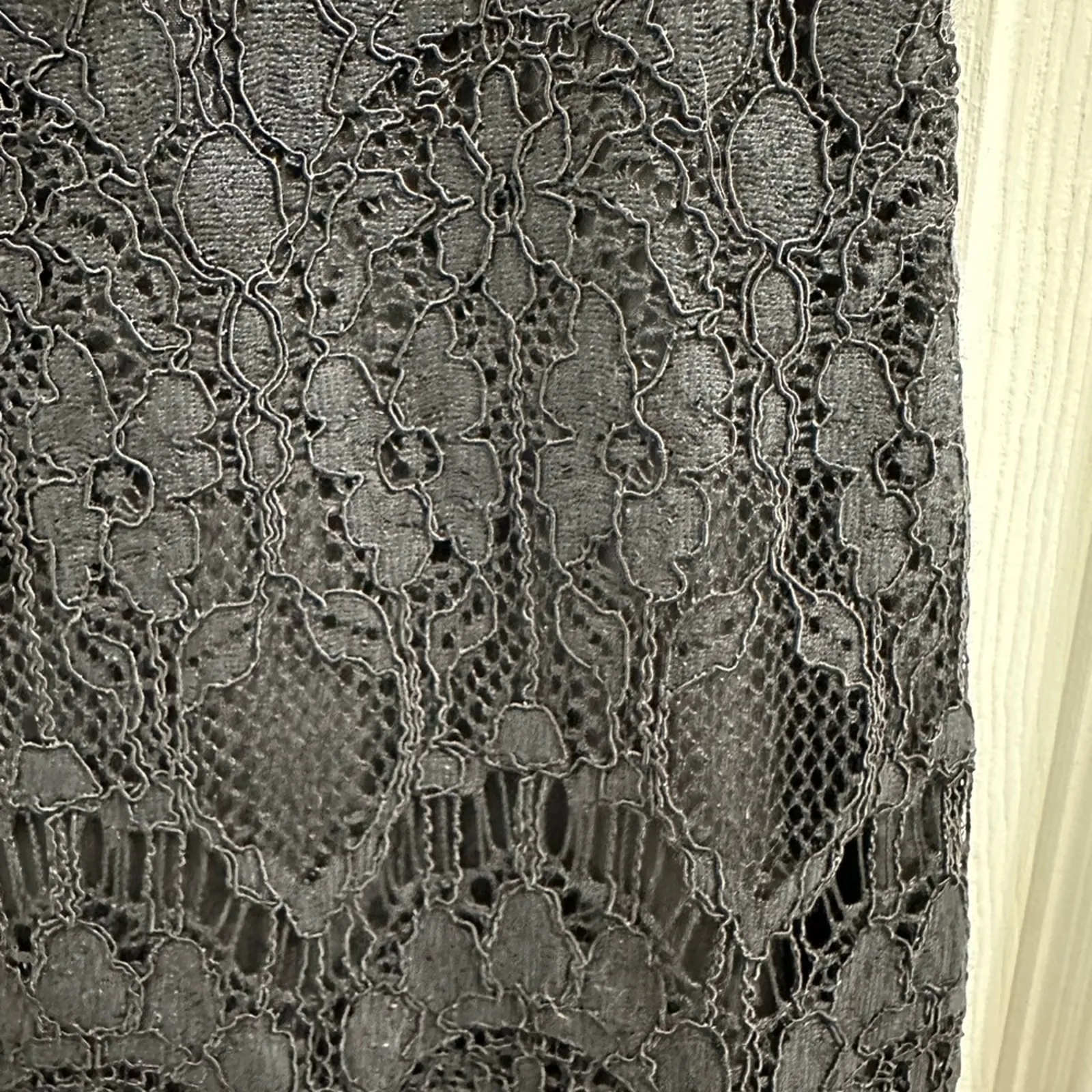 J. Crew Floral Lace Black Knee Length Pencil Skirt NWT 2 JCrew - Image 4