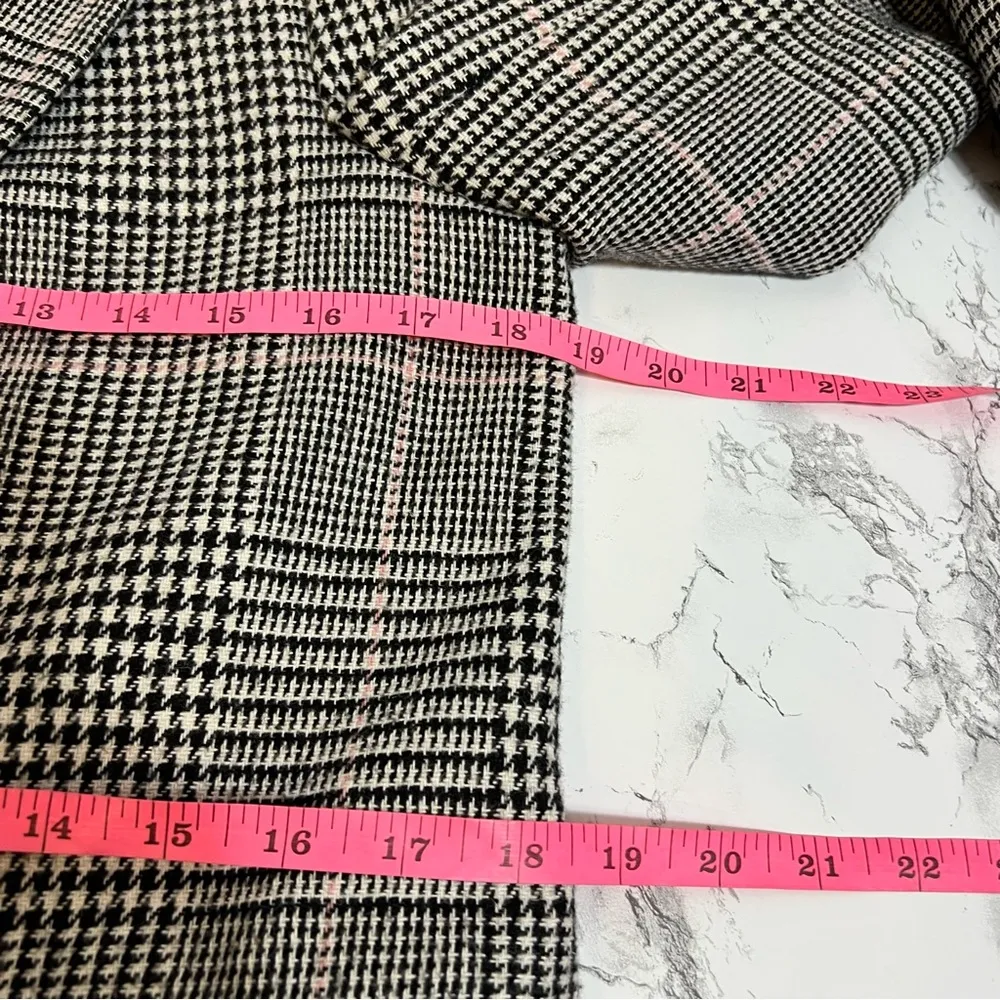 J. Crew Boyfriend Blazer Jacket Glen Plaid black white pink Sz 6 - Image 5