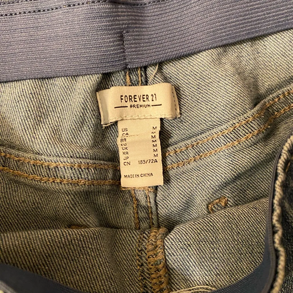 High Waisted Flared Pull On Jeans Sz Medium - Image 3