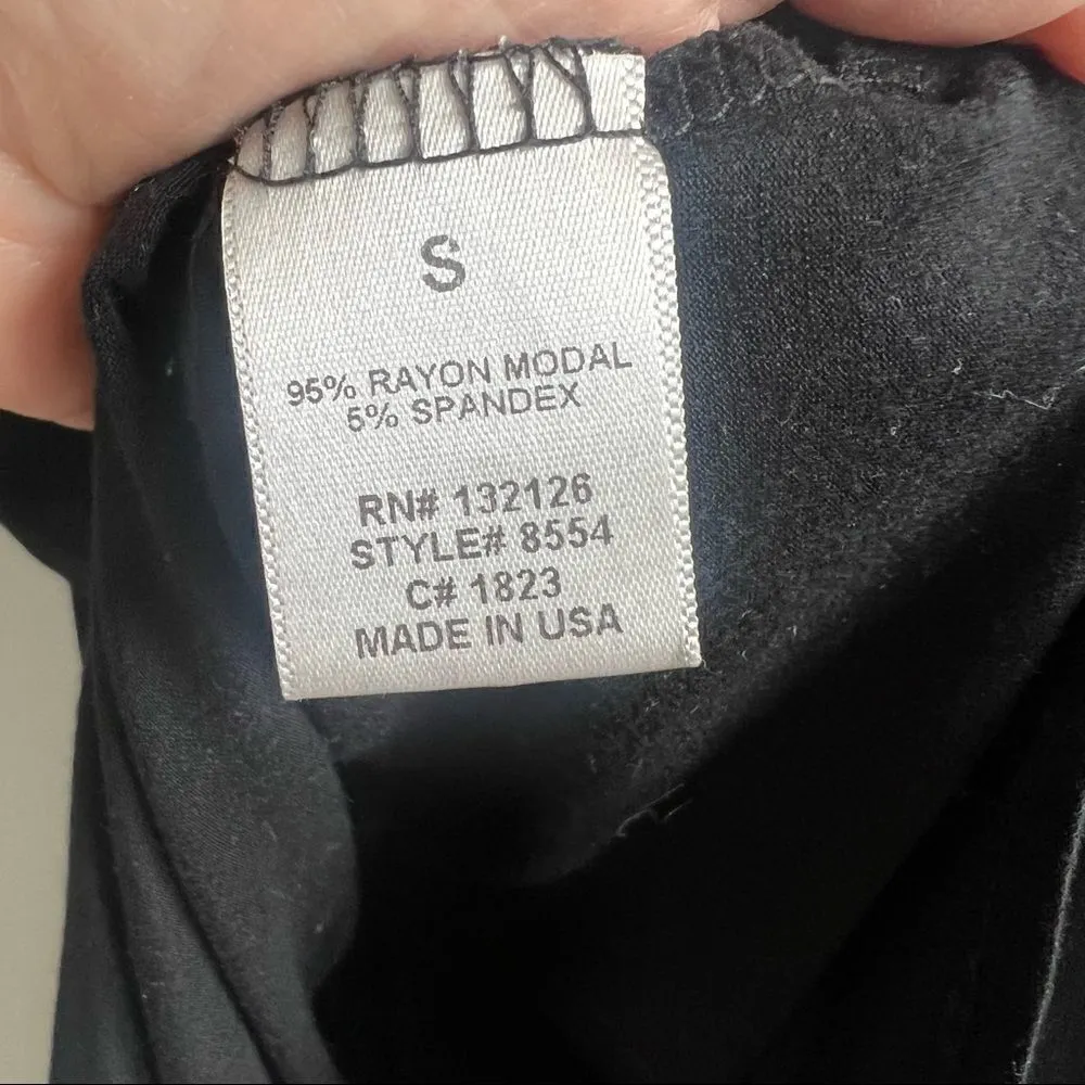 Carly Jean Los Angeles CJ's Favorite Tank in Black Small - Image 5