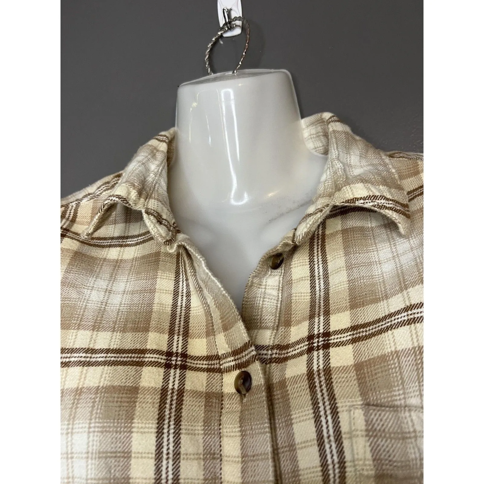 Gap Big Shirt Flannel Shirt Women's Small Yellow Plaid Button Front Casual - Image 4