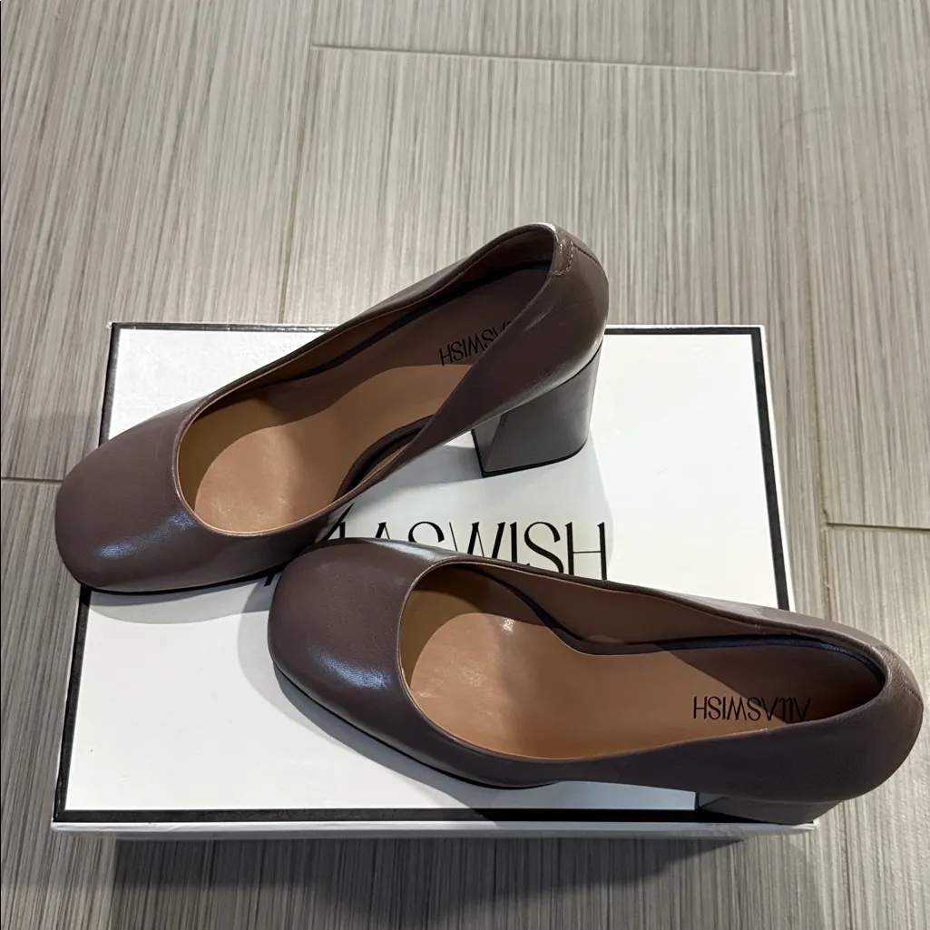 Women's gray Block Heel Shoes size 8.5 - Image 3