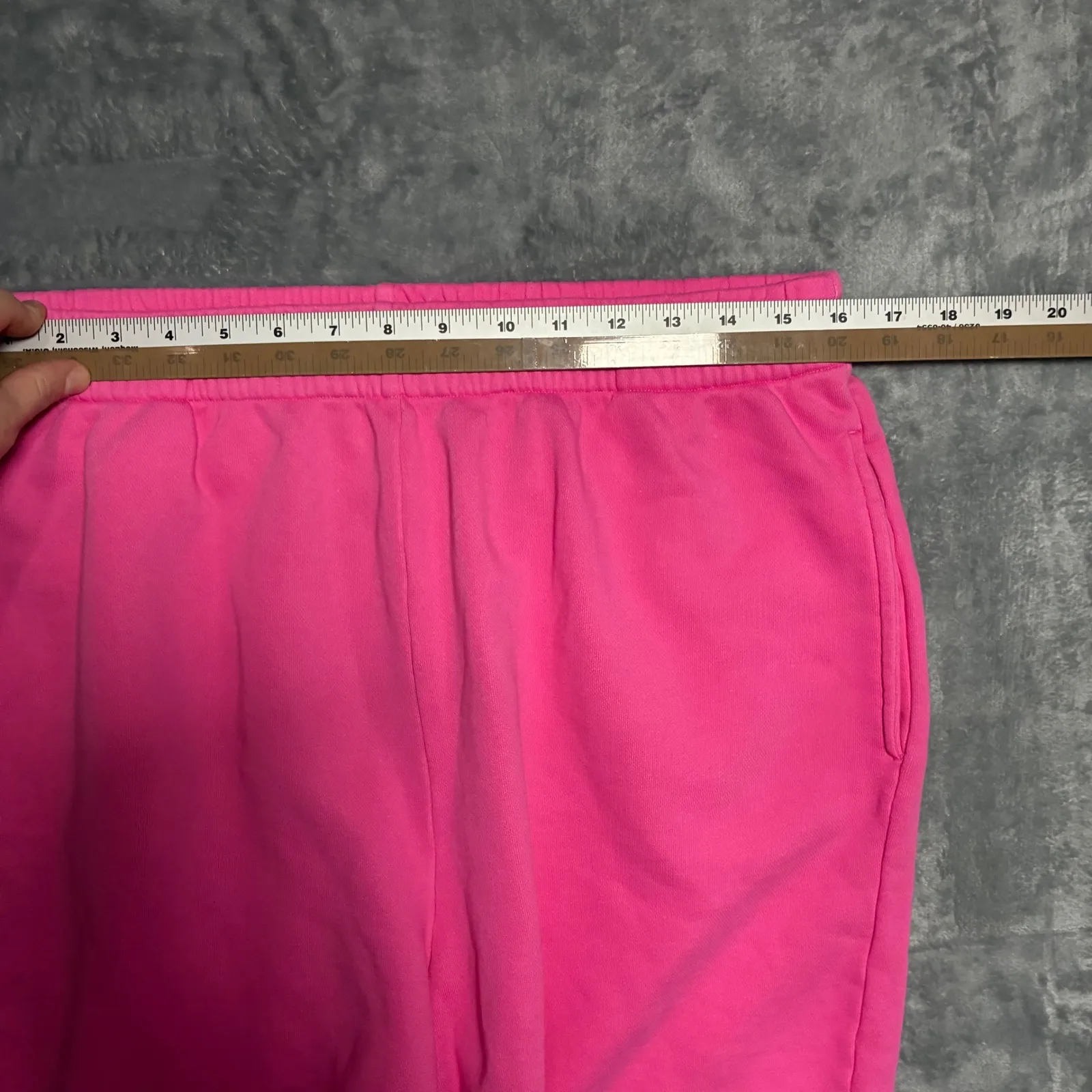 NWT (Flaw) SKIMS Lounge Sweat Shorts Hot Pink Women's L - Image 6