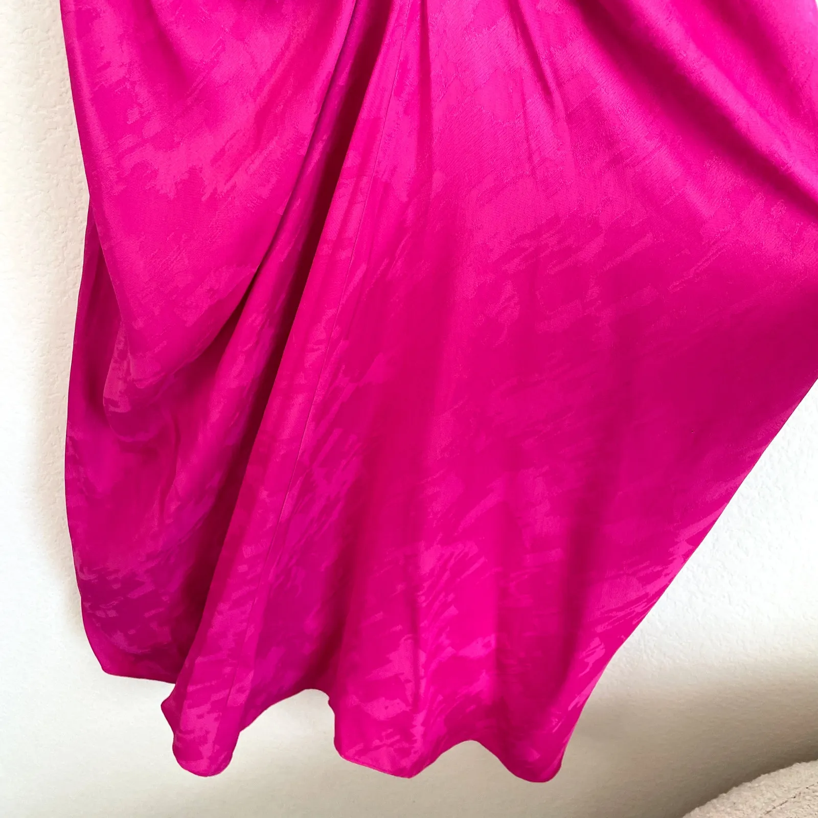 REBECCA VALLANCE Bright Pink Satin Ruched Midi Dress Size 10 - Image 11