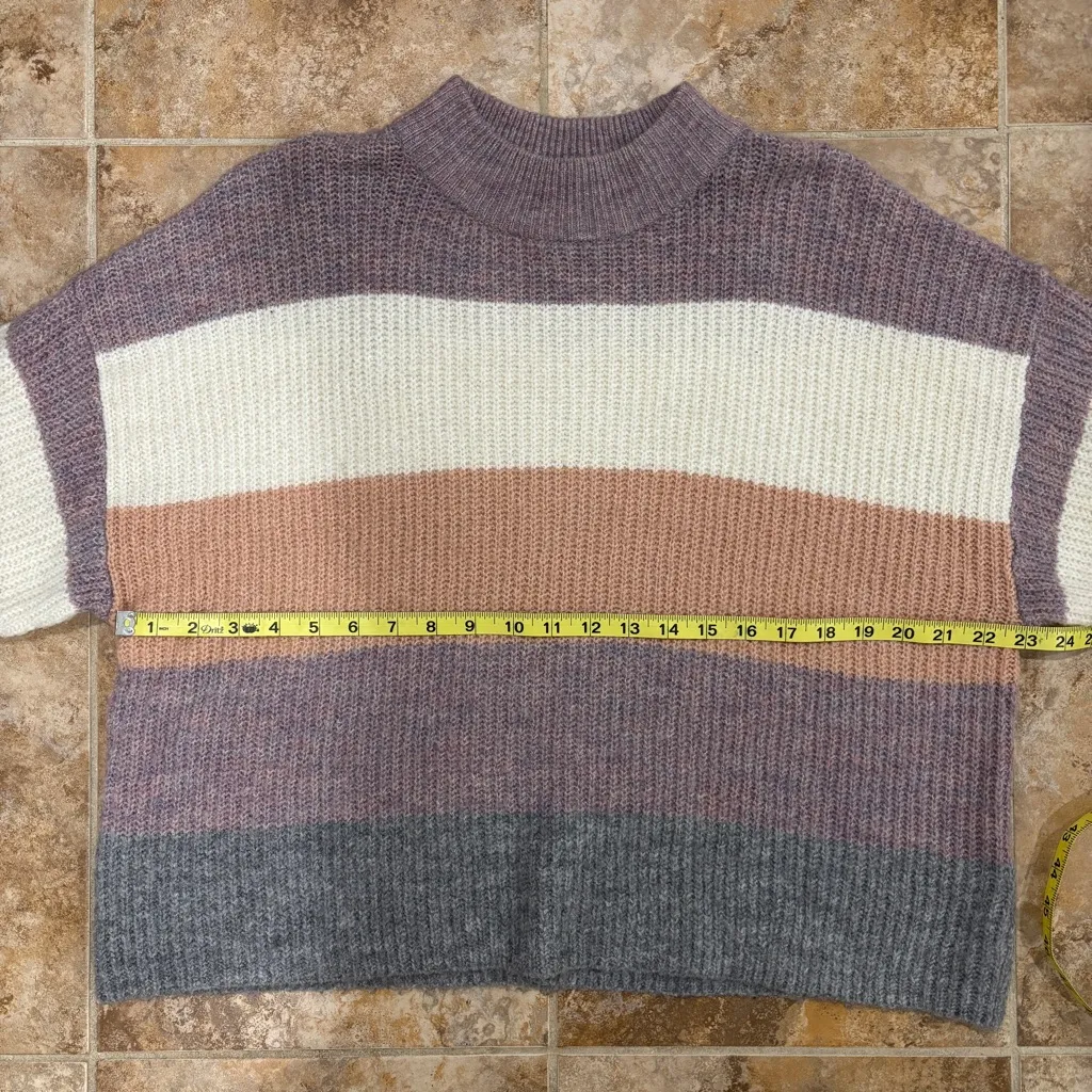 Silverflint Boutique soft and cozy purple and brown striped sweater Size M - Image 3