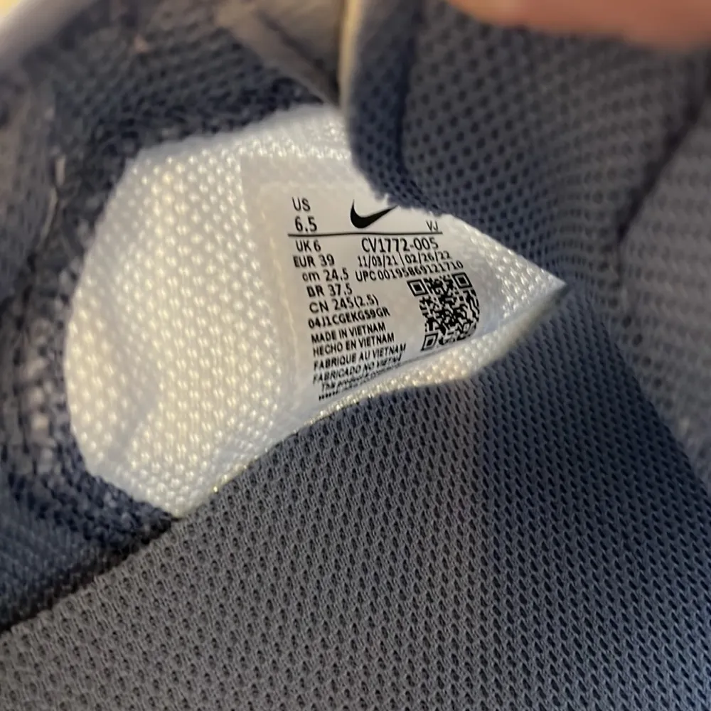 NEW Nike React Live Light Smoke Grey Hyper Royal Tennis Shoes Size 6.5 - Image 11