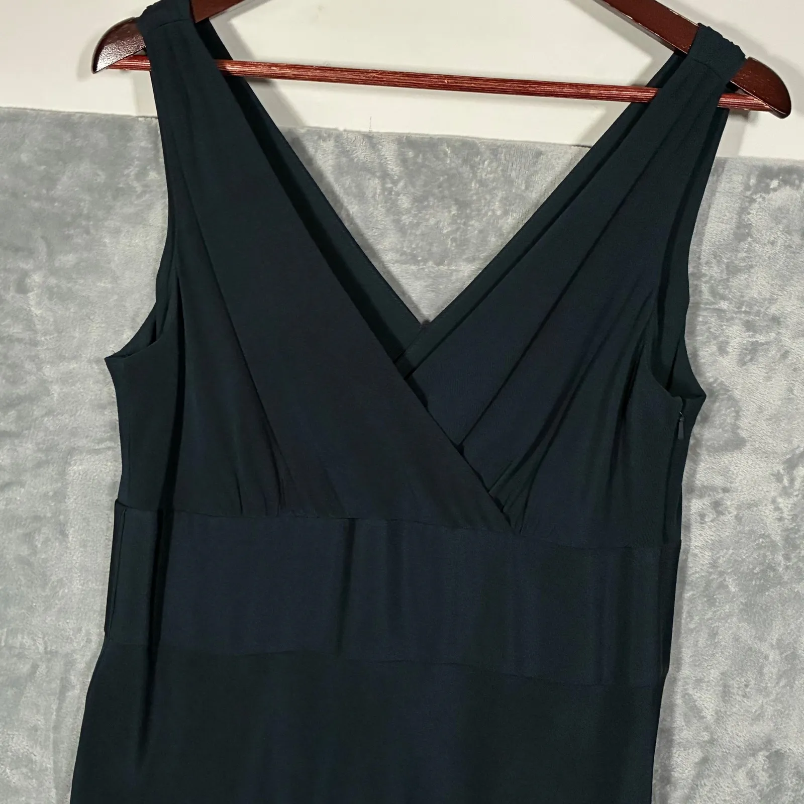 EUC J. Crew Sophia Tricotine V Neck Silk Chiffon Dress Women's 12 Navy Blue - Image 4