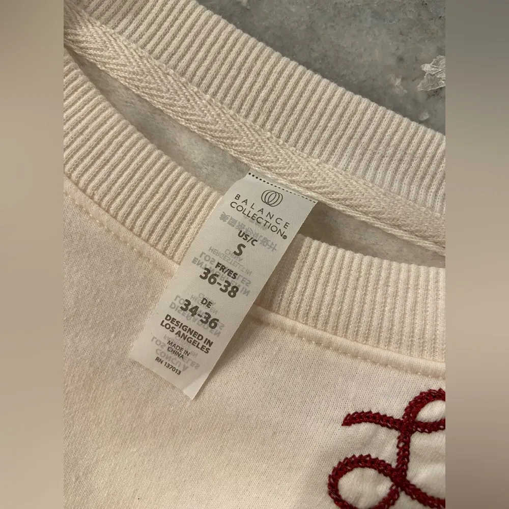 NWT Balance Collection Size S Cream Embroidered Ombré Love Soft Crew Sweatshirt - Image 9