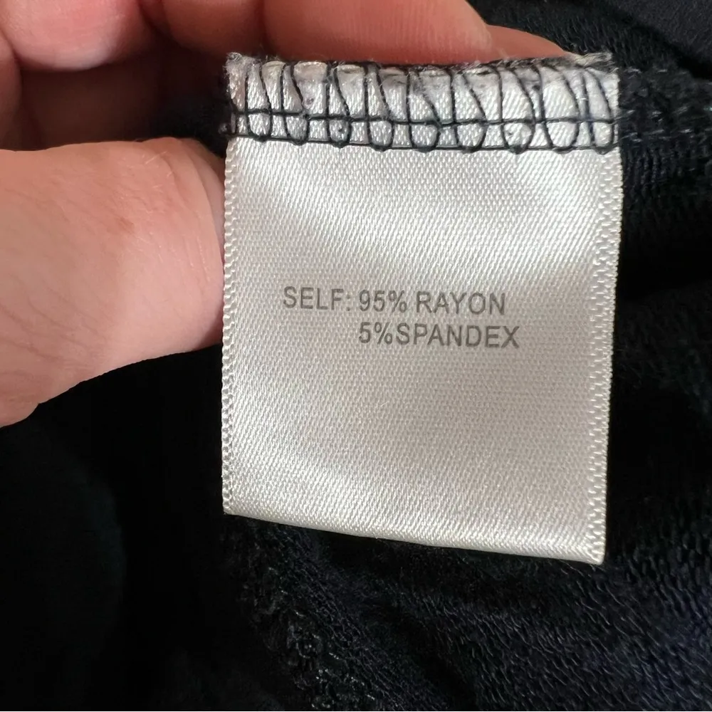 Floral Embroidered Navy Blue Knit Sweater Crew Neck Nice Sweater M - Image 8