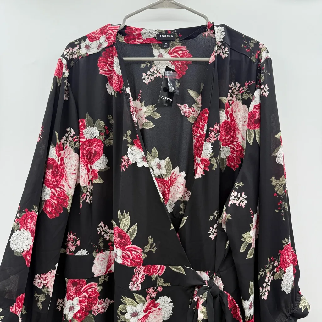 Torrid NWT Floral Wrap Dress Women’s Size 4 Ruffle Hem V-Neck‎ - Image 2