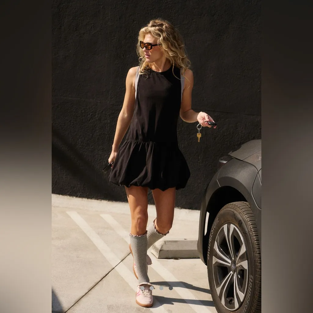 Free people movement hot shot bubble set black NWT medium - Image 4