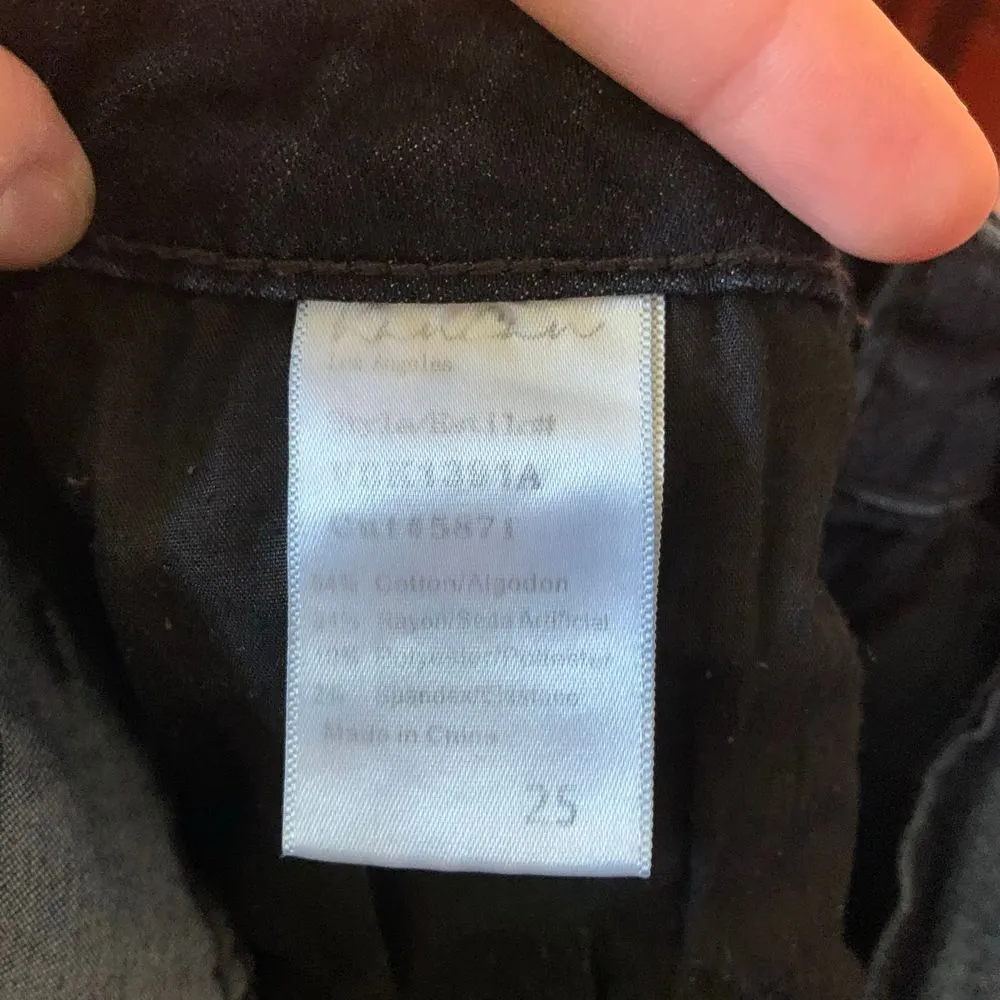 Kancan distressed dark wash size 25 tapered leg jeans - Image 2