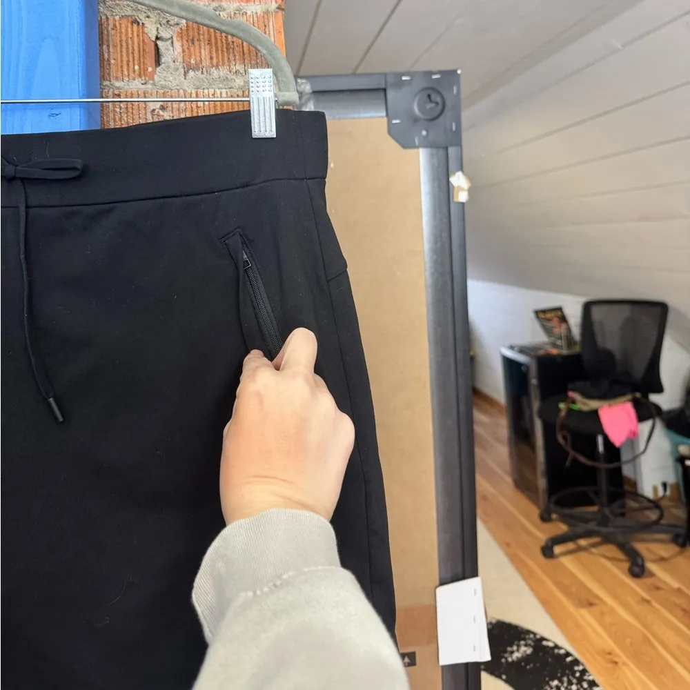 Athleta Tennis Skirt with built in shorts - Image 5