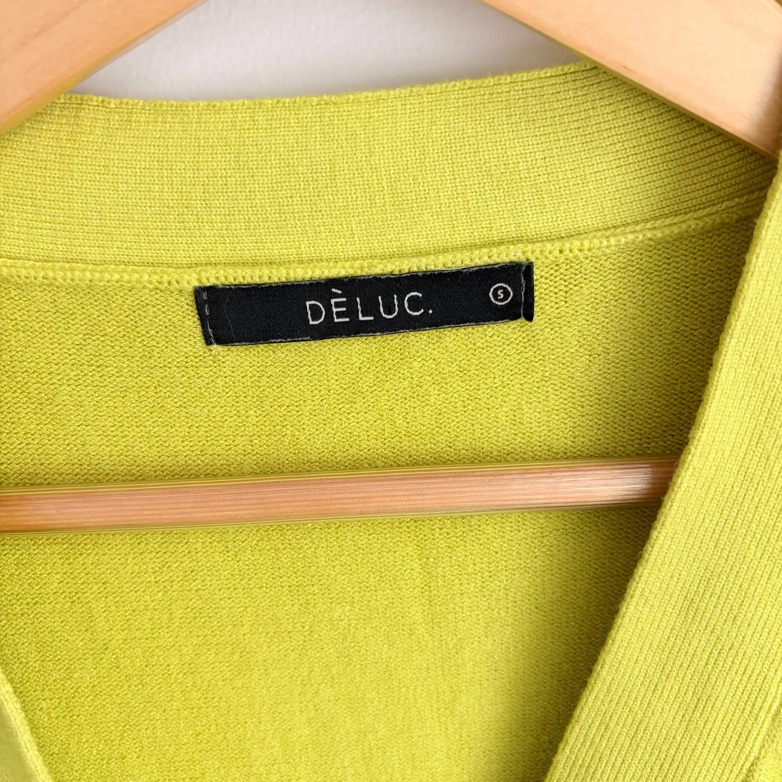 Deluc Knit Soft Yellow Green Cardigan Sweater Small V - Image 4