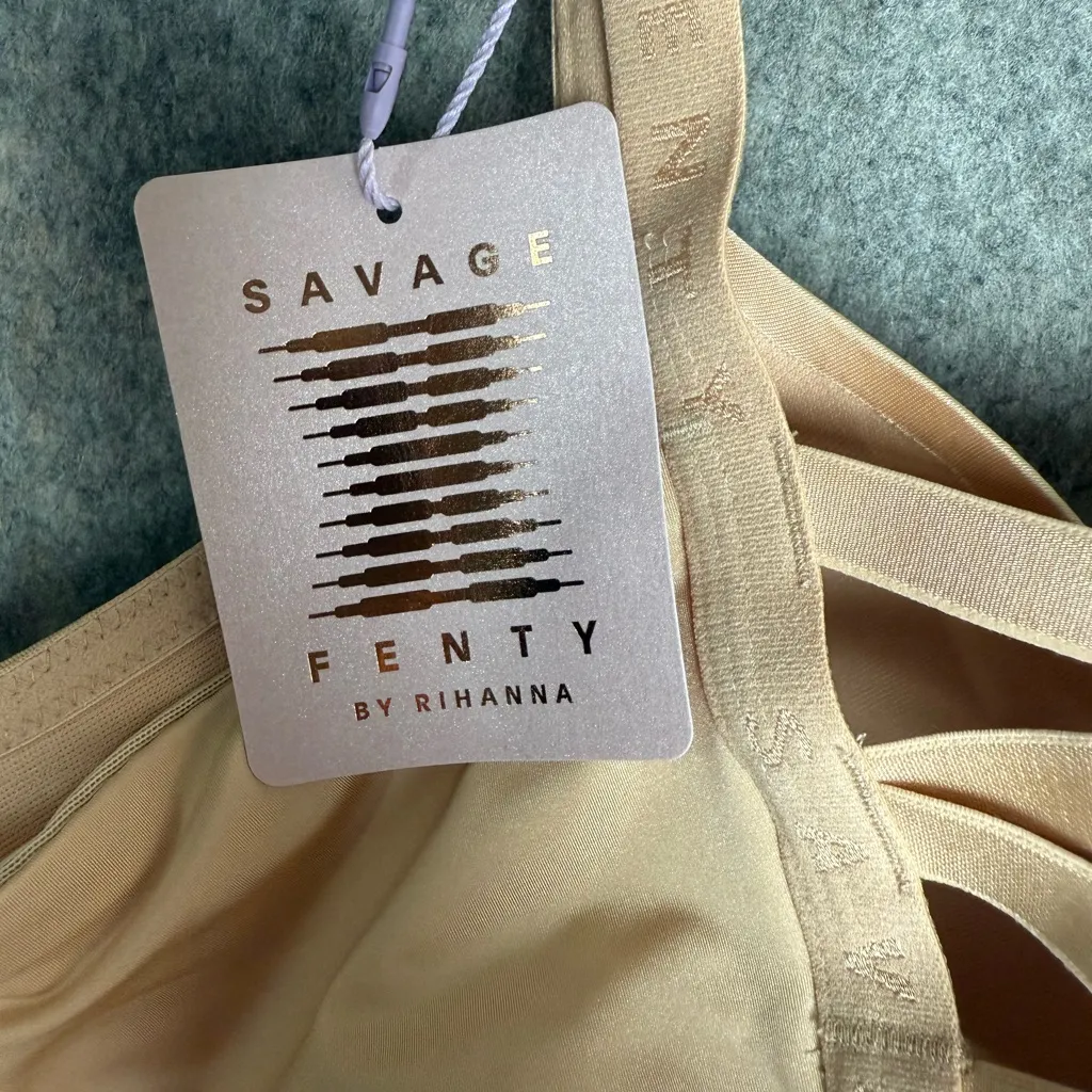 Savage X Fenty Women Size‎ 40D Microfiber T - Image 5