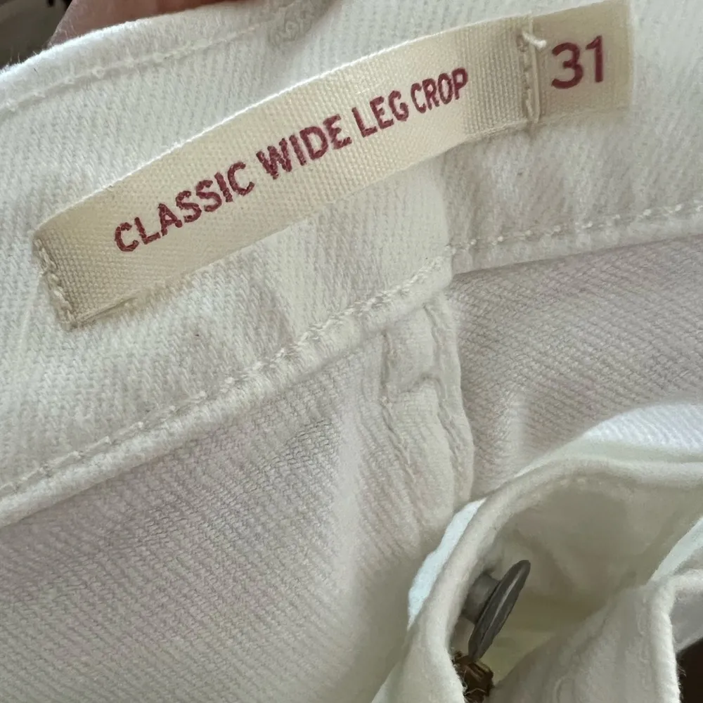 LEVI'S The Classic Wide Leg Crop High Waist Jean Pants White Size 31 - Image 4