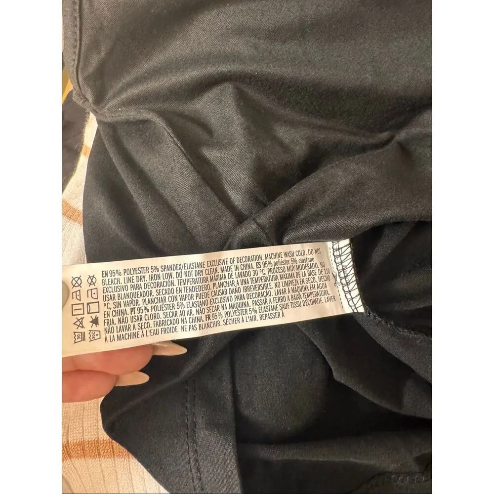 Forever 21  Black One-Shoulder Lace-Up Crop Top – Size Small - Image 4