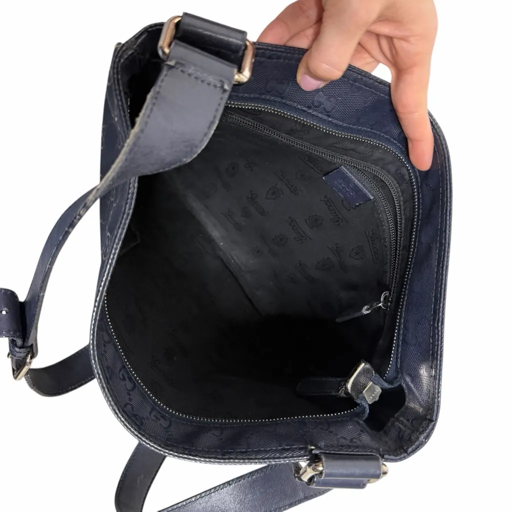 Vintage Gucci Navy GG Messenger Bag - Image 6