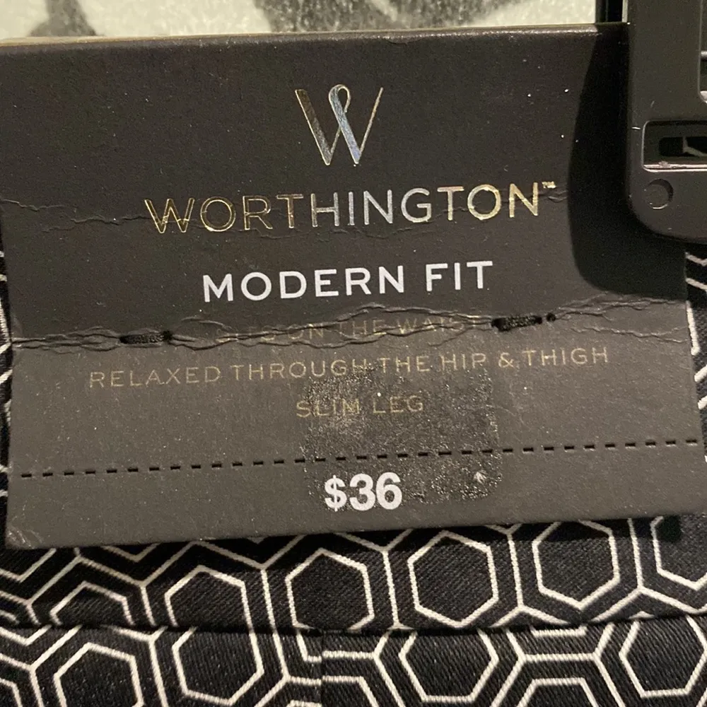 NWT Worthington crop length Pants - Image 4