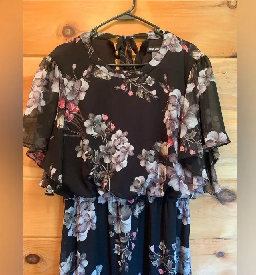 Women’s Nine West dress size 12 with sheer flutter sleeves and a tie neck. - Image 2