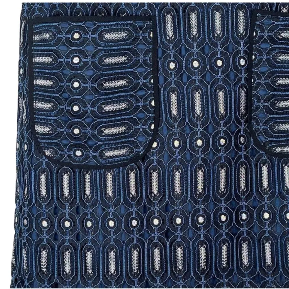 LOFT Ann Taylor 8 Navy Black Lace Embroidered Pencil Lined Skirt - Image 7