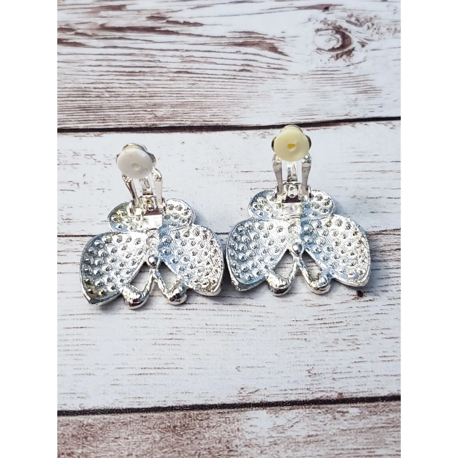 Vintage Clip On Earrings - Image 3