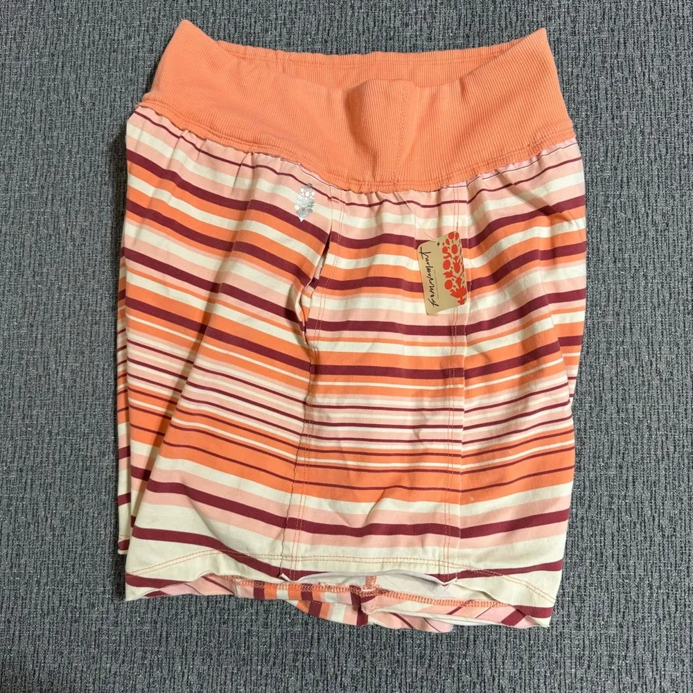 Free People Movement Hot Shot Stripe Print Shorts Size XS - Image 3